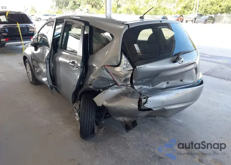 2014 Nissan Versa Note S (Sr) z USA, uszkodzony, nr VIN 3N1CE2CP1EL388596